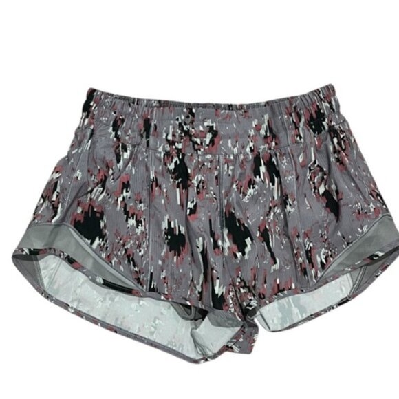 Lululemon Hotty Hot Shorts ll 2.5” Floral Flux Grey Size 6 - Picture 5 of 8